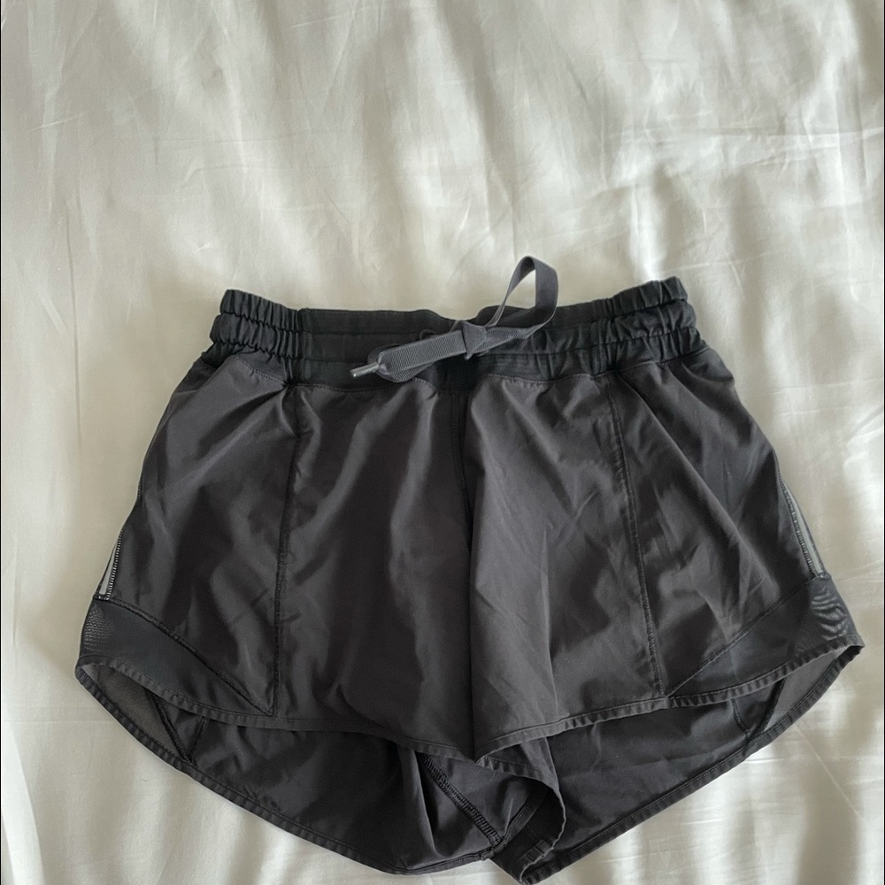 Lululemon hotty hot shorts